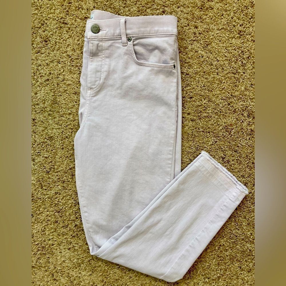 LOFT lavender modern skinny crop jeans w/cool raw hem NWOT run big for size